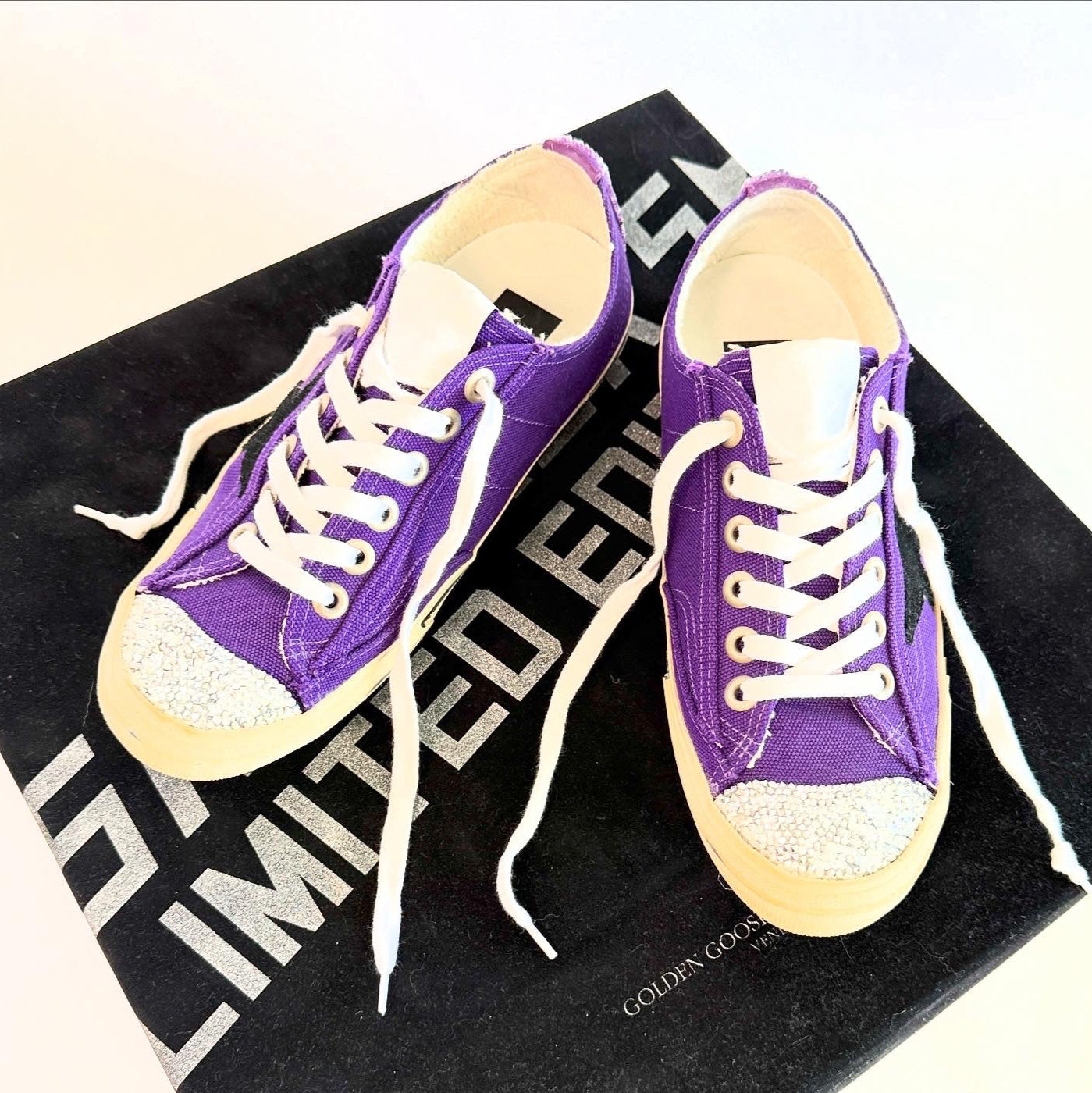 GGDB Sneakers Sz 39