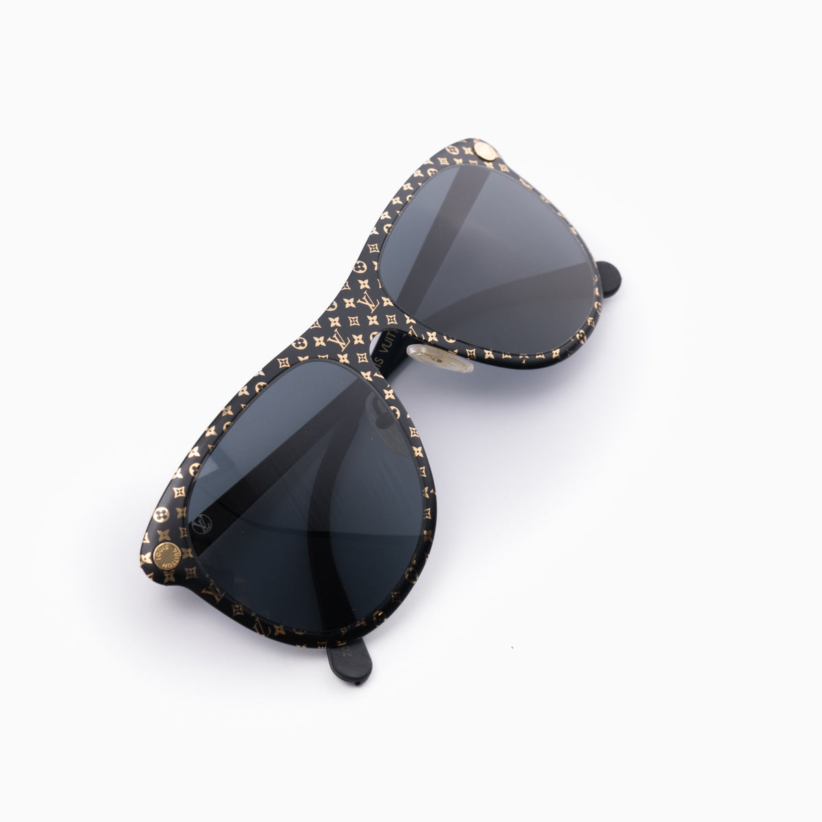 Louis Vuitton Sunnies