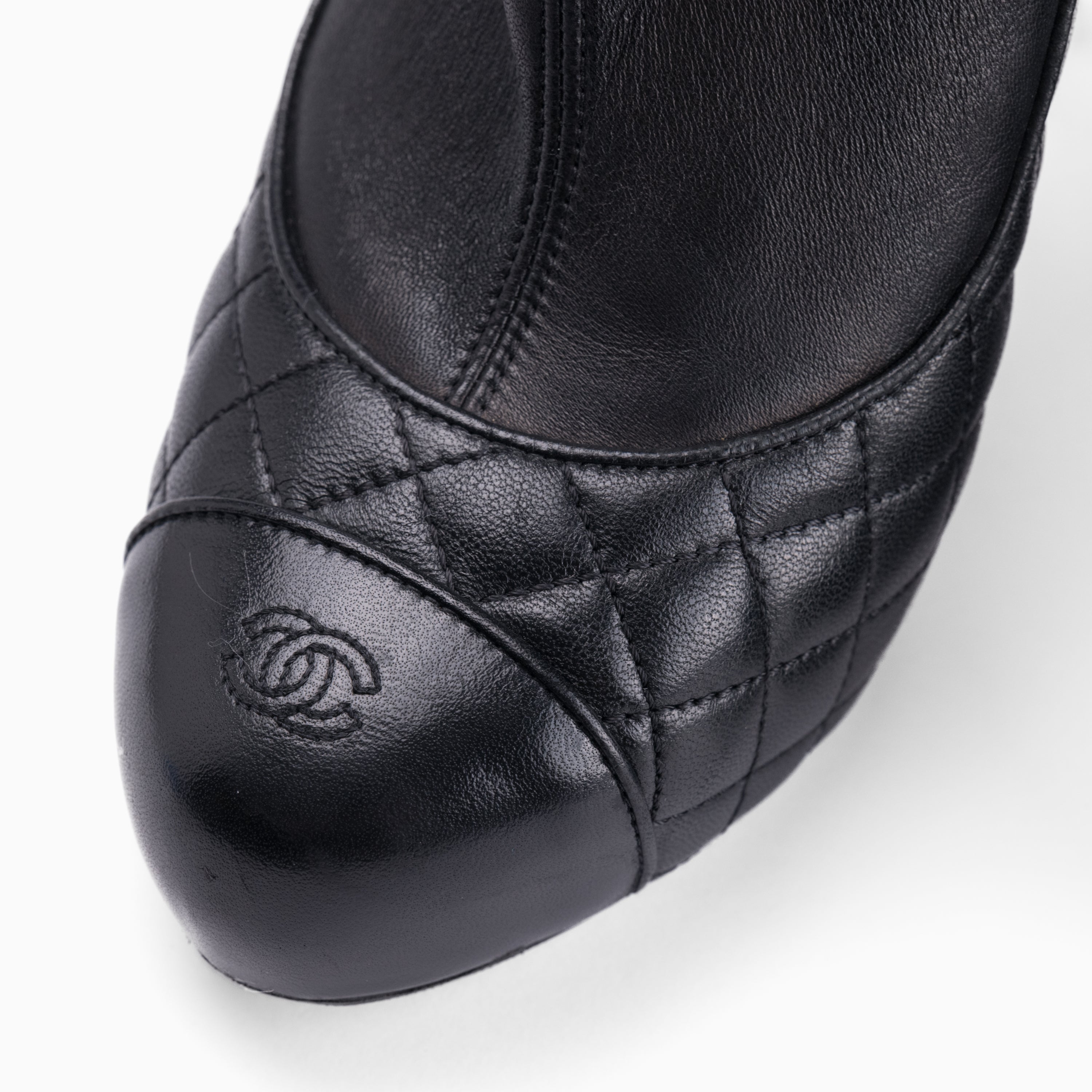 Chanel Ankle Boots Sz 39