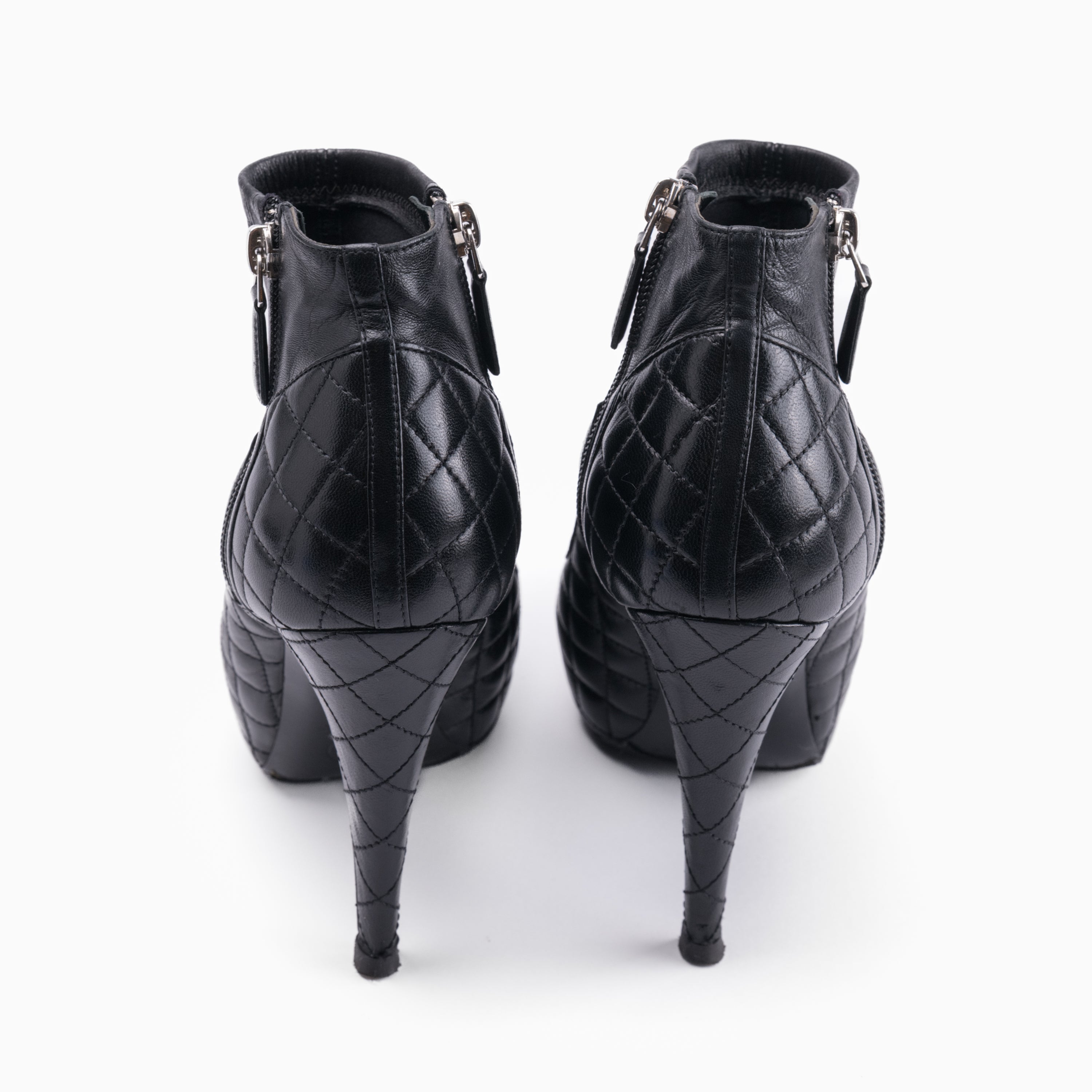Chanel Ankle Boots Sz 39