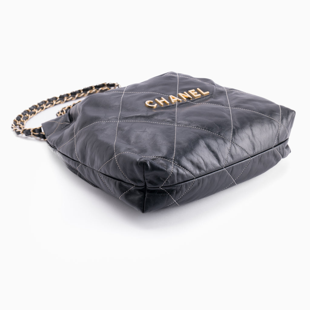Chanel 22 Bag