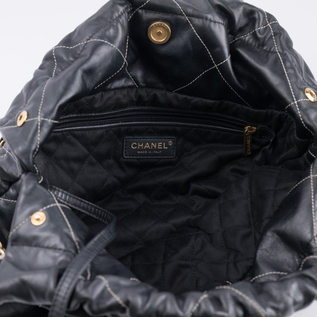 Chanel 22 Bag