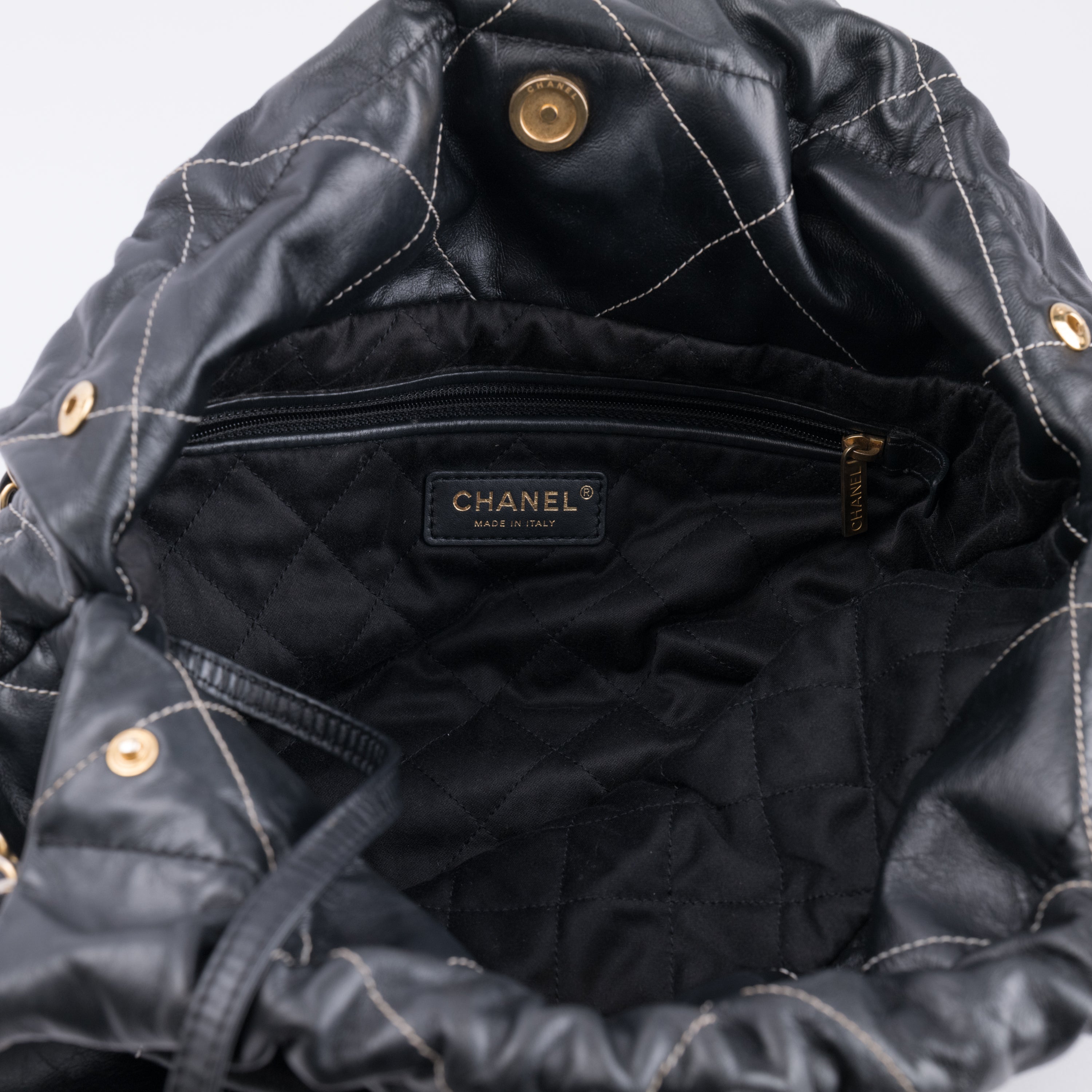 Chanel 22 Bag