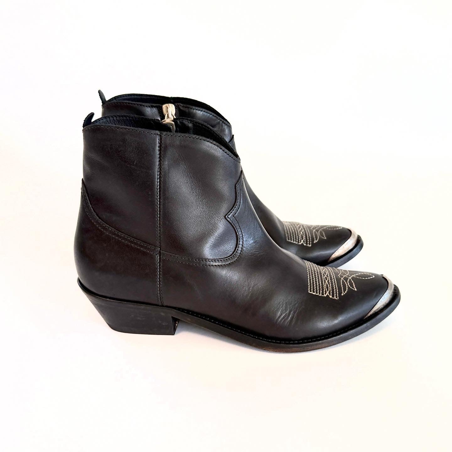 GGDB Boots Sz 40
