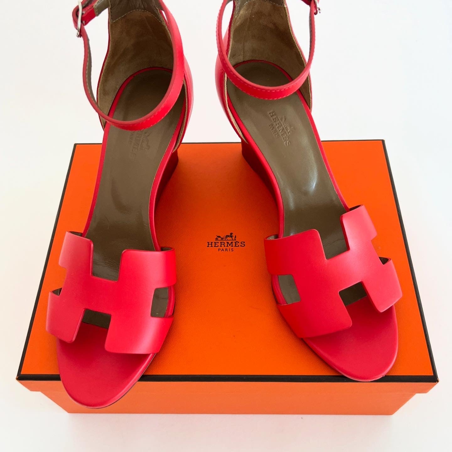 Hermès Legend Sandal Sz 39