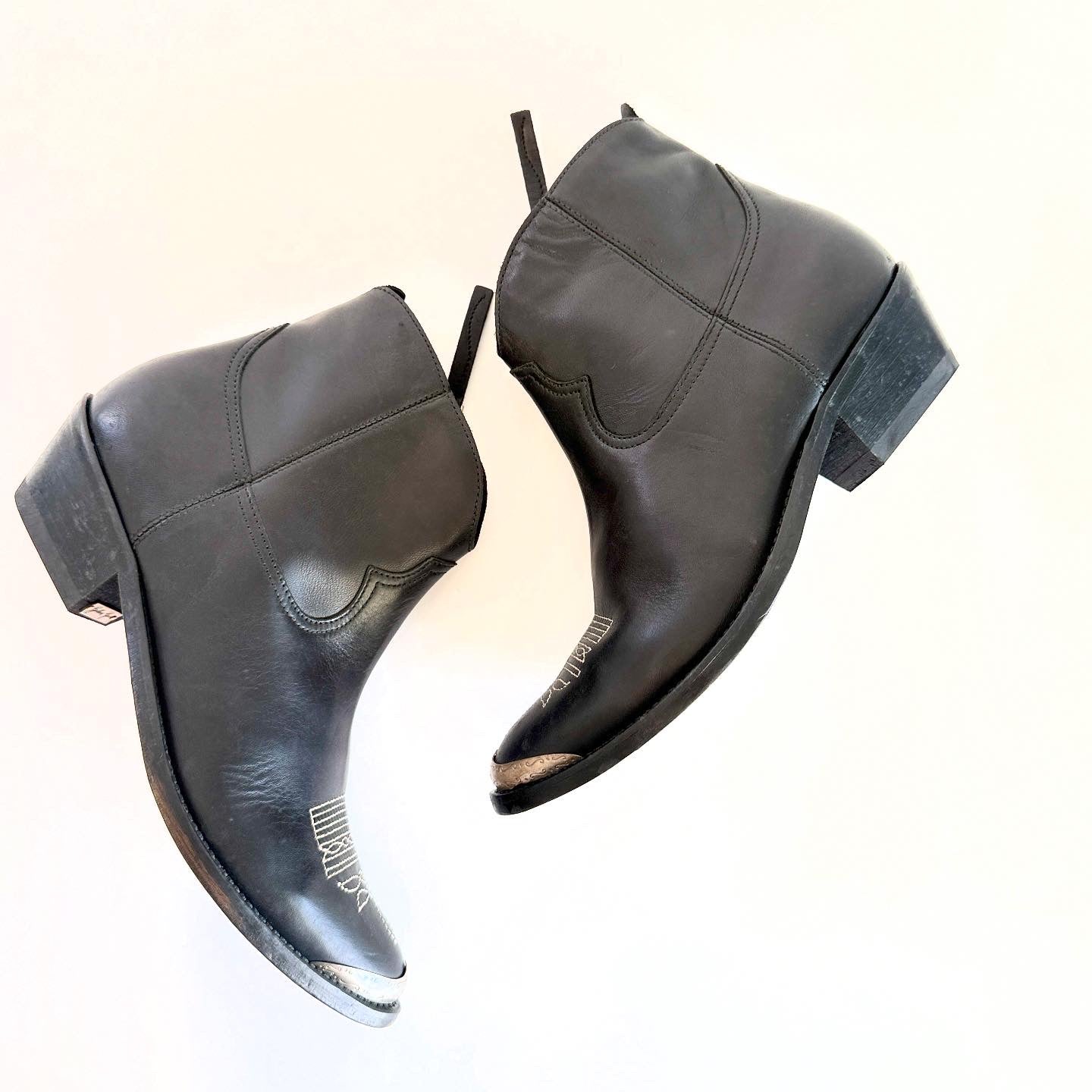 GGDB Boots Sz 40