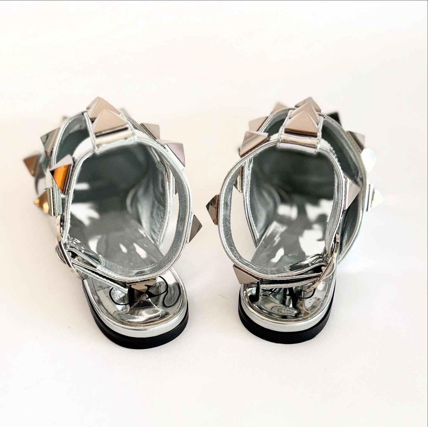 Valentino Roman Stud Sandals Sz 40