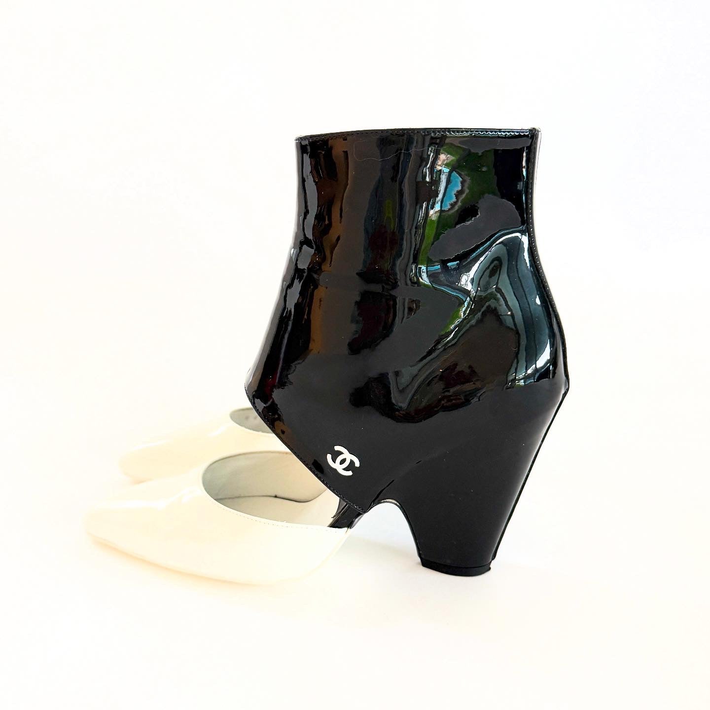 Chanel Cut Away Boots Sz 38
