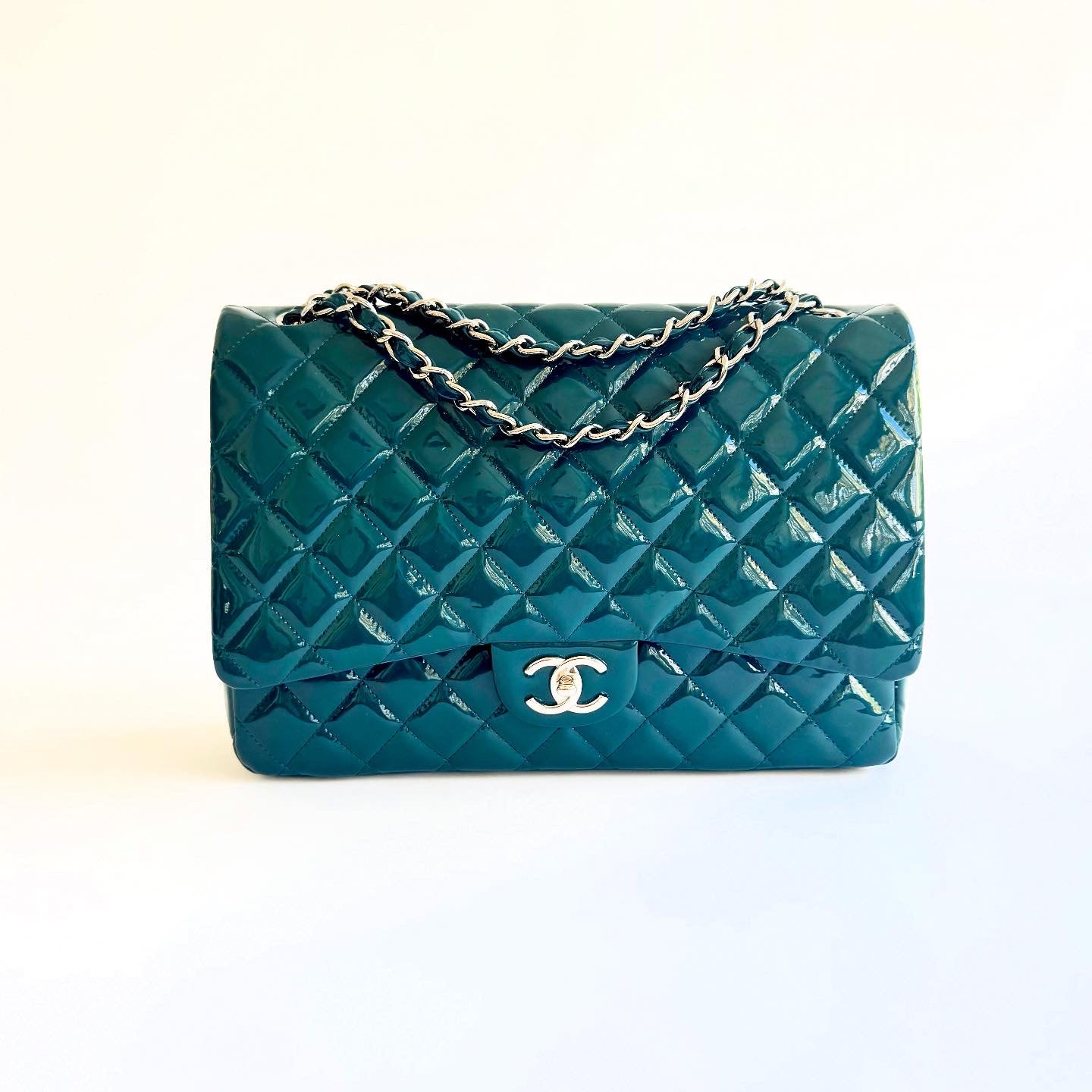 Chanel Maxi Flapbag