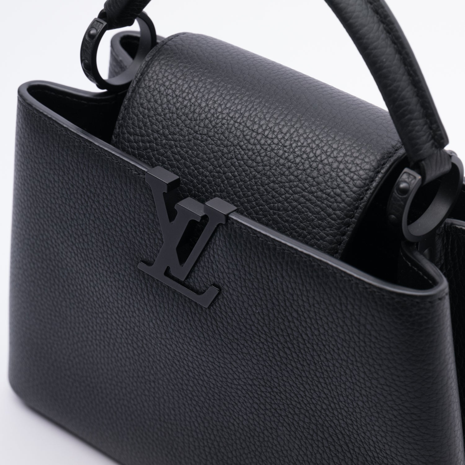 Louis Vuitton Capucines BB