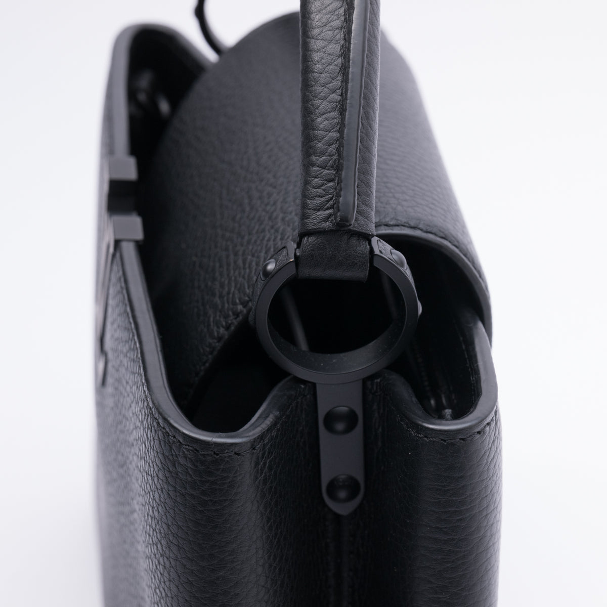 Louis Vuitton Capucines BB