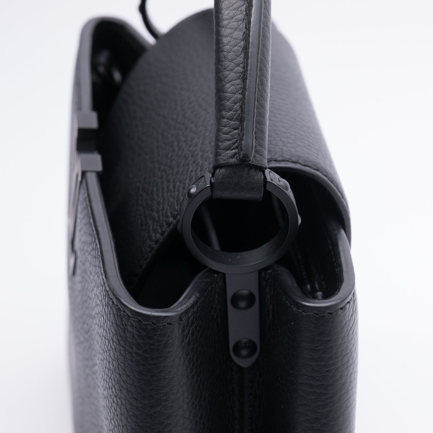Louis Vuitton Capucines BB
